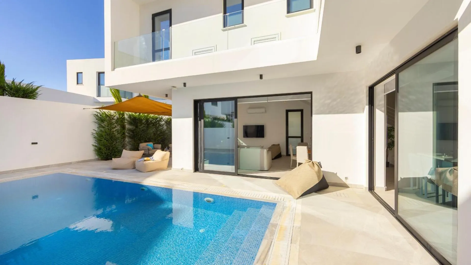 Protaras Periyiali Seaside Villa 33 0*,  קפריסין