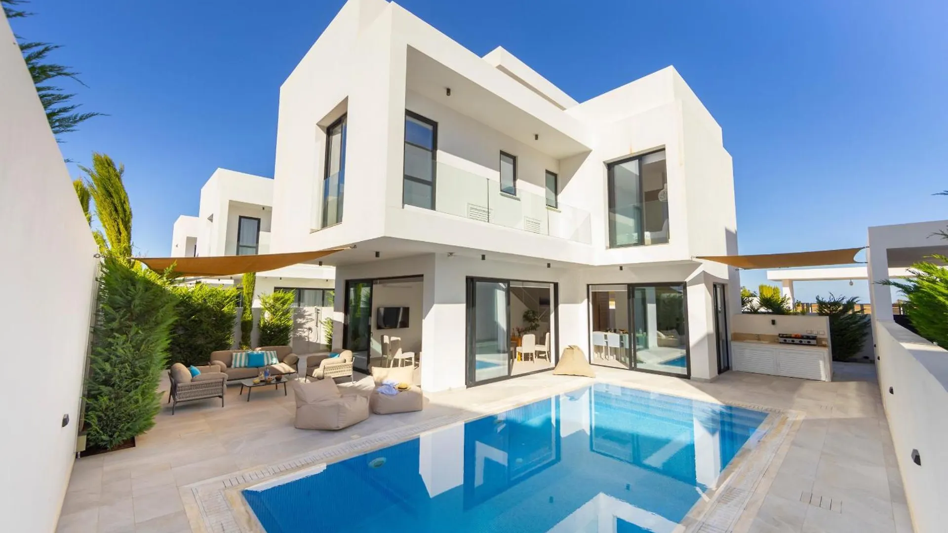 Protaras Periyiali Seaside Villa 33