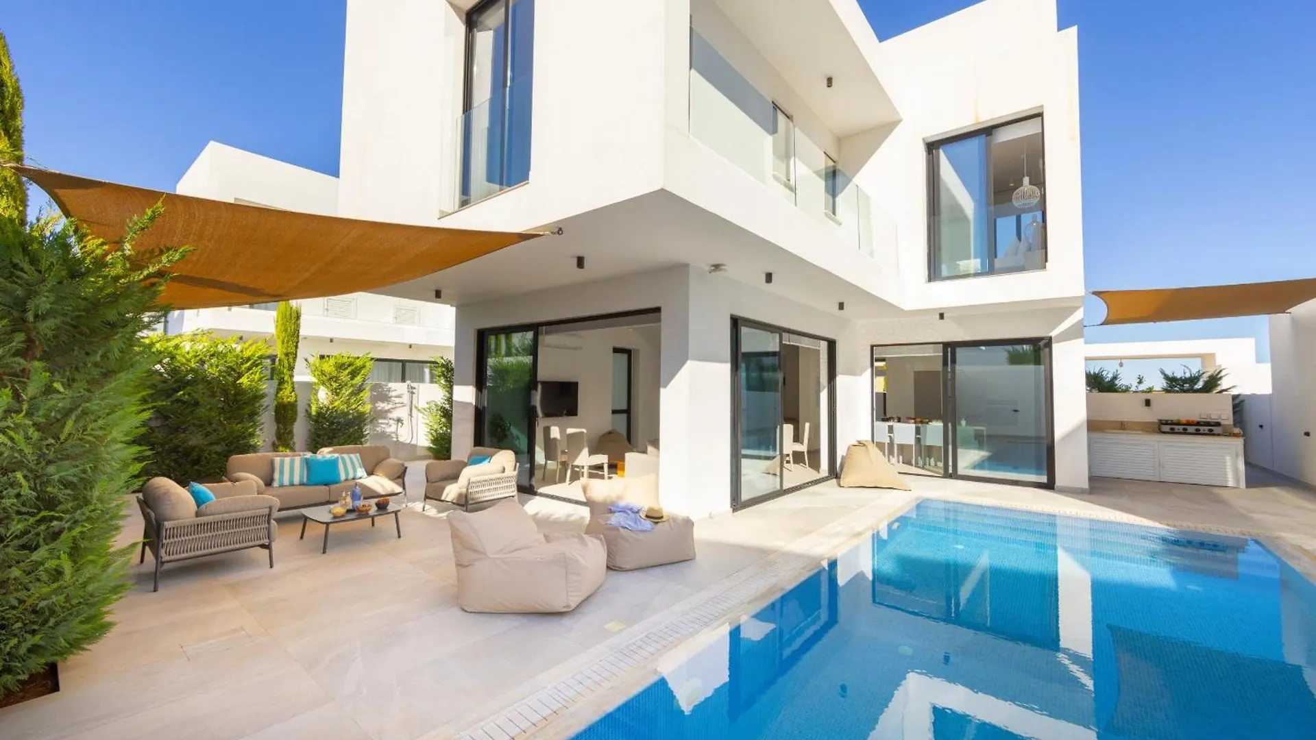 Protaras Periyiali Seaside Villa 33